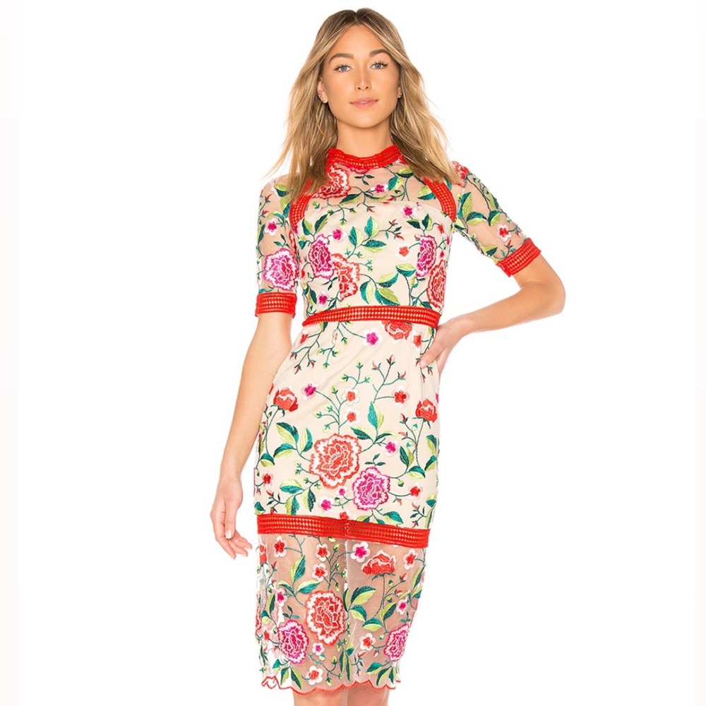 * NEW VONE Mira Dress in Floral Embroidery H20